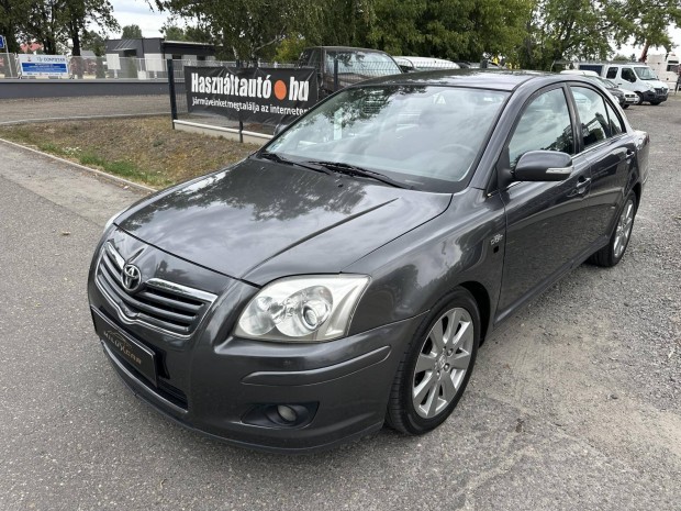 Toyota Avensis 2.2 Dcat Premium Friss Szerviz....