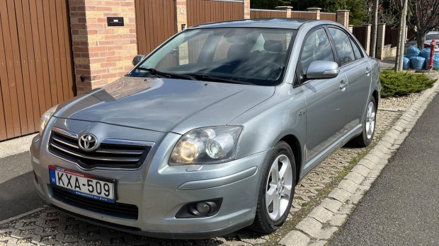 Toyota Avensis 2.2 Dcat Sol