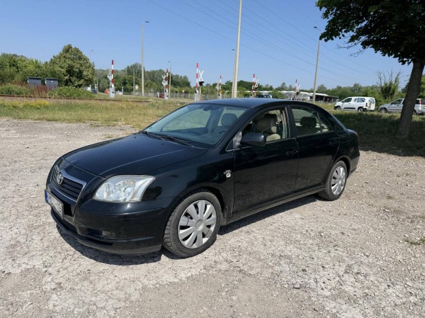 Toyota Avensis 2.2 Dcat Sol Plus magyarországi....