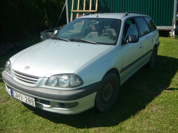 Toyota Avensis Benzines Alkatrszei Eladk