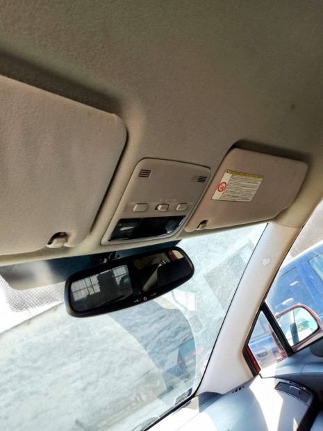 Toyota Avensis Corolla Verso bels� l�mpa vil�g�t�s