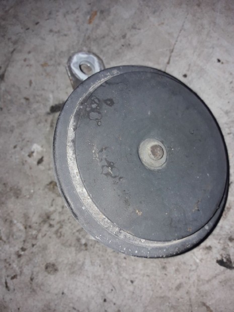 Toyota Avensis Duda / K�rt