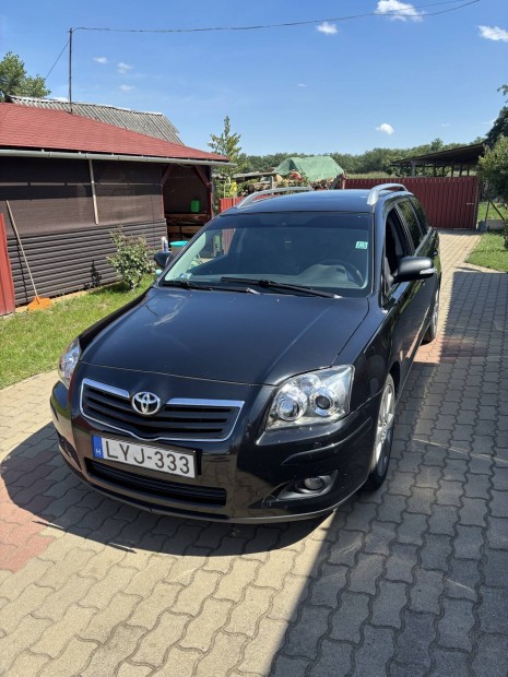 Toyota Avensis T25