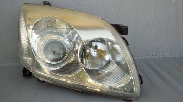 Toyota Avensis T25 jobb elso fnyszszr