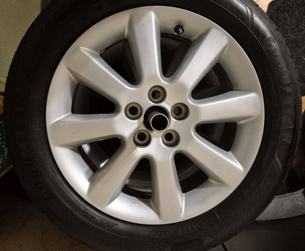 Toyota Avensis T25 ny�rigumi szett elad� Szegeden