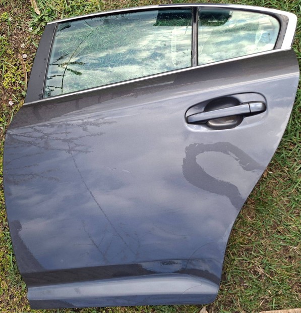 Toyota Avensis T27 bal h�ts� ajt�