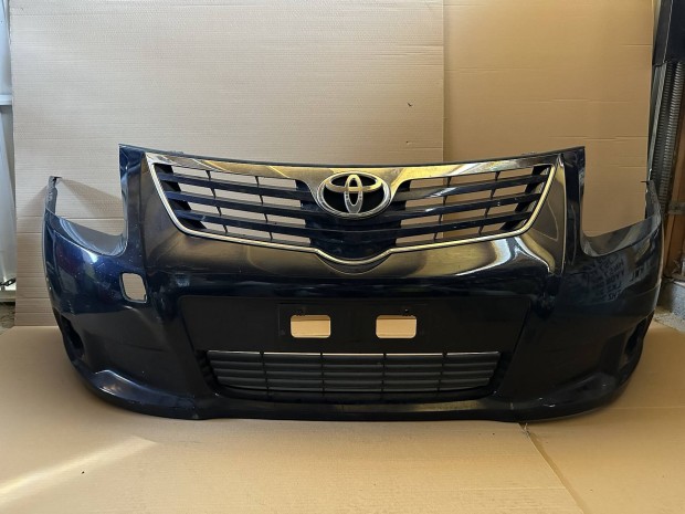 Toyota Avensis T27 első lökhárító