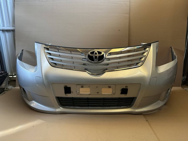 Toyota Avensis T27 komplett első lökhárító