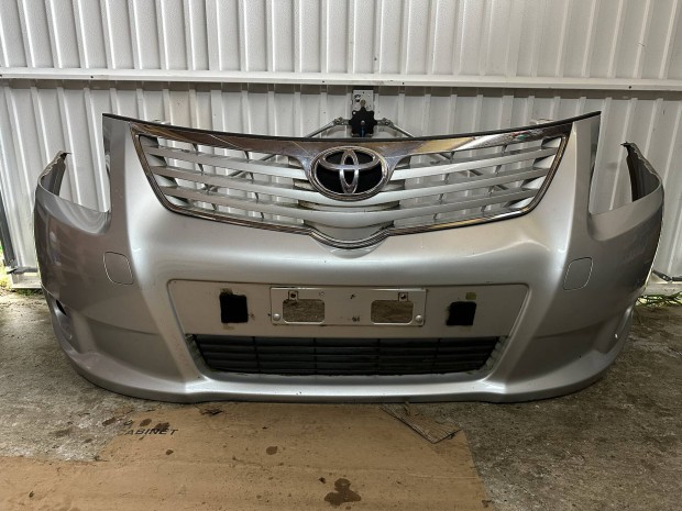 Toyota Avensis T27 komplett első lökhárító