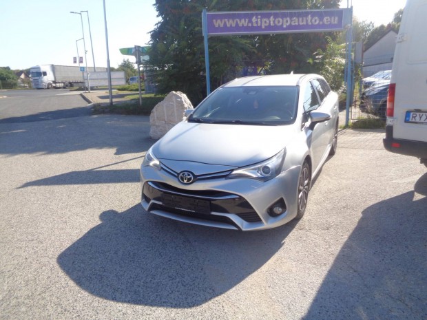 Toyota Avensis Touring Sports 1.6 D-4D Live Plus