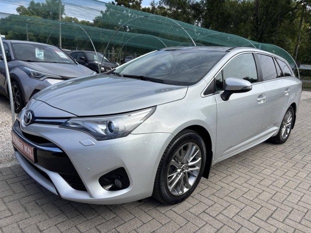 Toyota Avensis Touring Sports 1.8 Active Trend+...