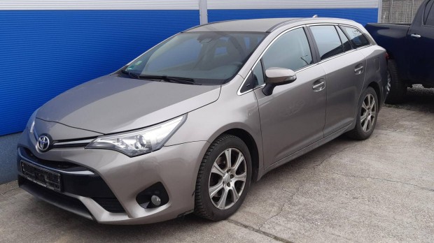 Toyota Avensis Touring Sports 2.0 D-4D Active T...