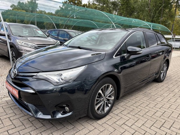 Toyota Avensis Touring Sports 2.0 D-4D Active T...