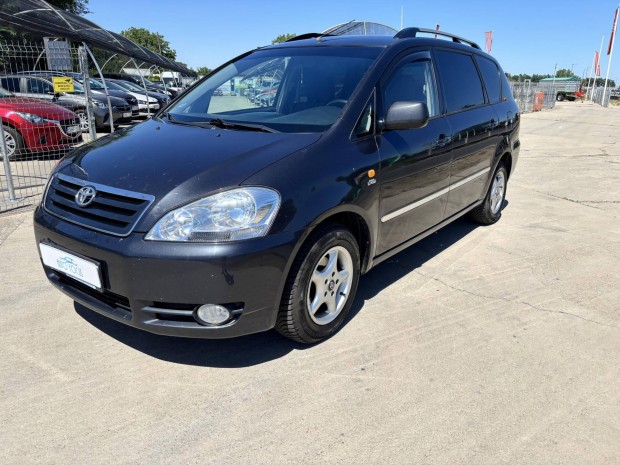 Toyota Avensis Verso 2.0 D-4D Linea Sol Magyar....