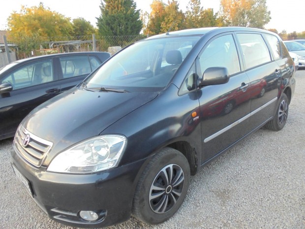 Toyota Avensis Verso 2.0 Linea Sol