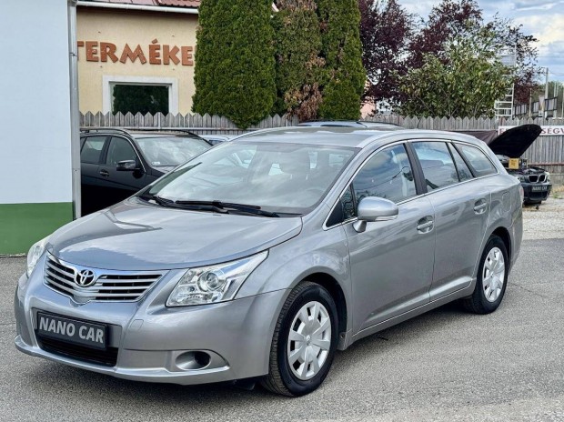 Toyota Avensis Wagon 1.6 Sol Friss műszaki vizs...