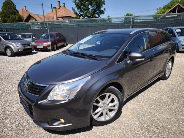 Toyota Avensis Wagon 1.6 Új Kuplung Szett. Fris...