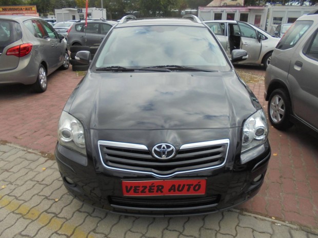 Toyota Avensis Wagon 1.8 Executive lsfts T...
