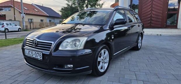 Toyota Avensis Wagon 2.0 D