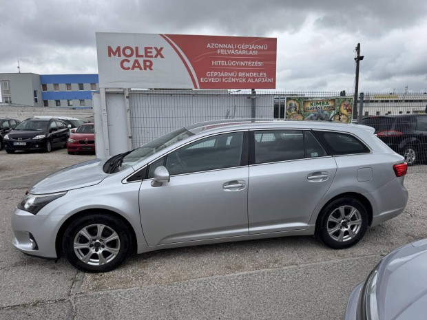 Toyota Avensis Wagon 2.0 D-4D Executive Kitűnő...