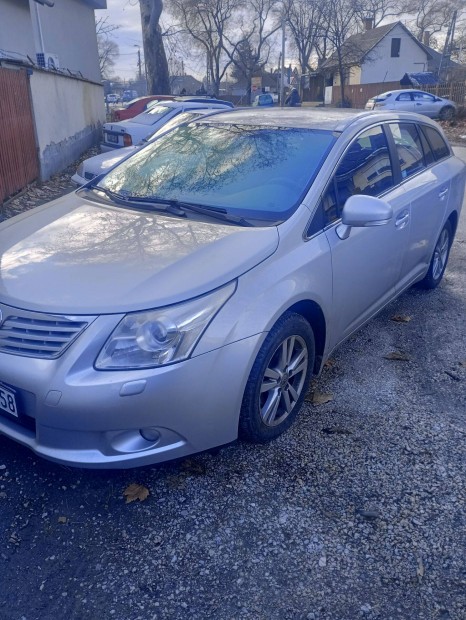 Toyota Avensis Wagon 2.0 D-4D Sol Plus