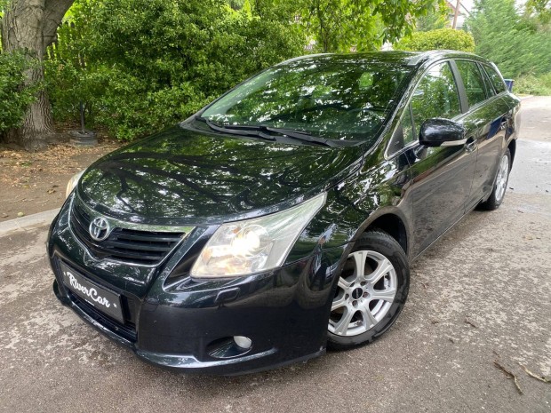 Toyota Avensis Wagon 2.0 D-4D Travel szervzkn...