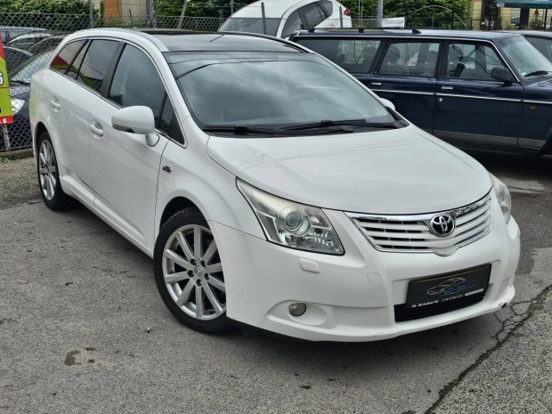 Toyota Avensis Wagon 2.2 D-4D Executive (Automa...