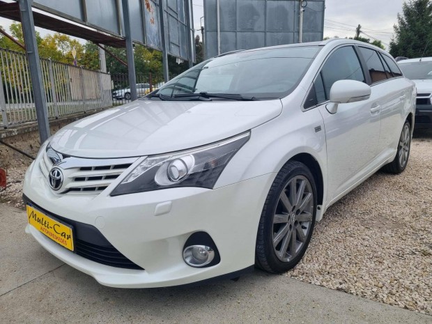 Toyota Avensis Wagon 2.2 Dcat Executive Kifogs...