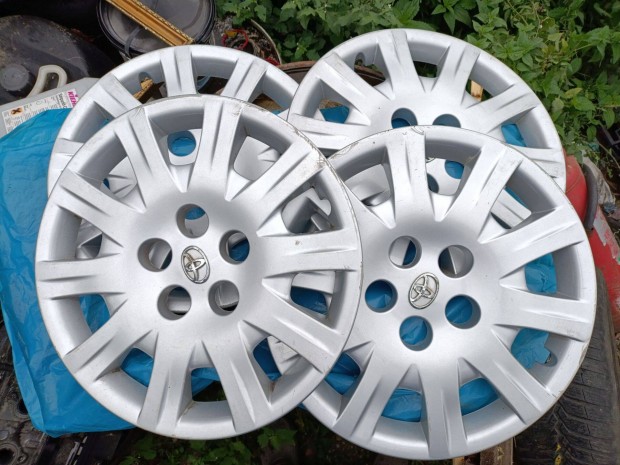 Toyota Avensis s Verso 16 colos dsztrcsa 4db. elad