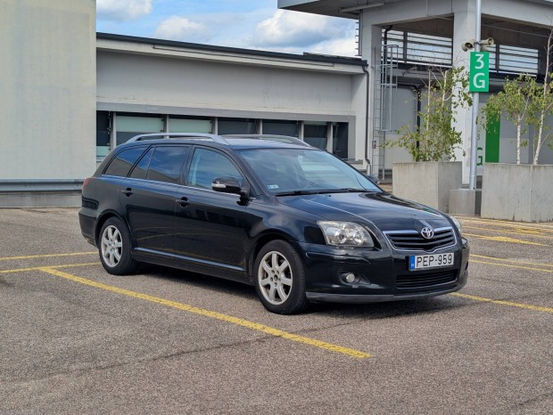 Toyota Avensis kombi 2.0 D4D (126 LE) / 2006 facelift