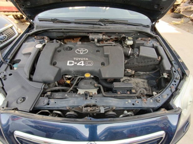 Toyota Avenssis 2.0 D4D 1cd motor elad 