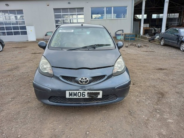 Toyota Aygo 1.0 2006 bontott minden alkatrsze elad