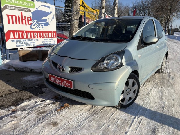 Toyota Aygo 1.0 AC Friss M�szaki! �j T�li Gumik...