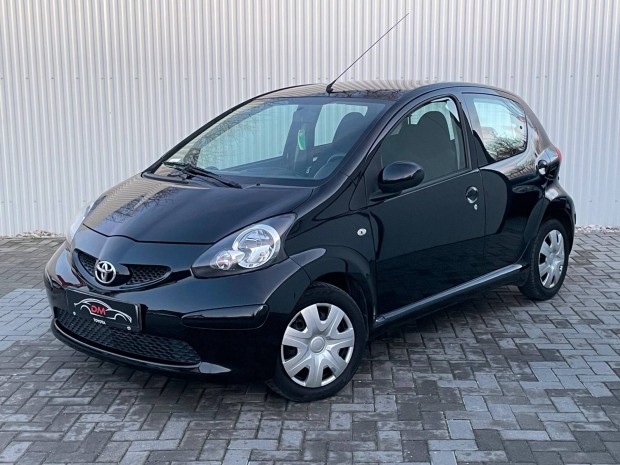 Toyota Aygo 1.0 Black AC Klms--AUX--EL. Ablak...