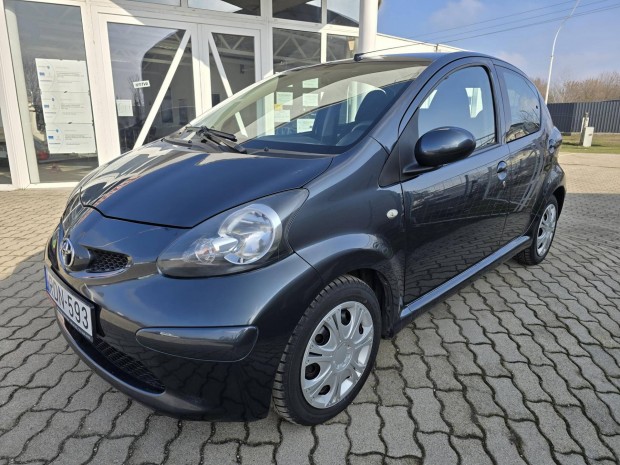 Toyota Aygo 1.0 Plusz AC Kl�ma. 5 Ajt�. Sz�p �L...