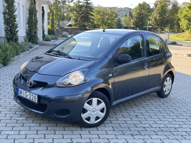 Toyota Aygo 1.0 Plusz AC M M Magyar Tulaj 13Éve...