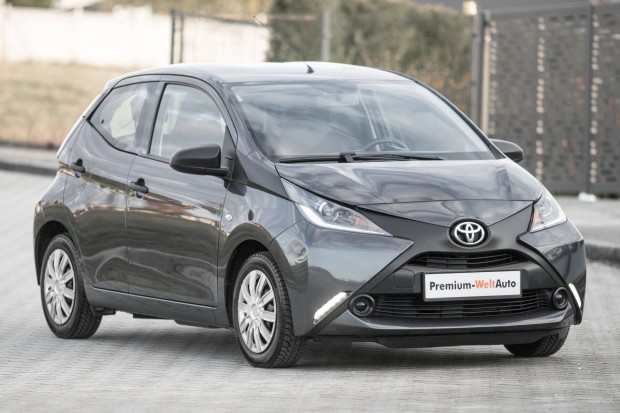 Toyota Aygo 1.0 x-clusiv II Garancia Navigci...