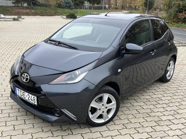 Toyota Aygo 1.0 x-cool Magyar Rendsz�m Csak 78....