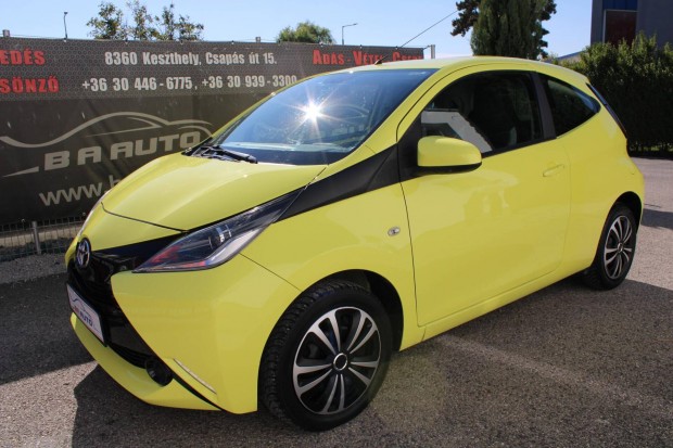 Toyota Aygo 1.0 x-cool /1 Tulaj/Szervizknyv/KL...