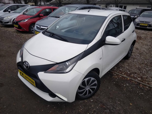 Toyota Aygo 1.0 x-play 102ekm!Nagy sznes rint...