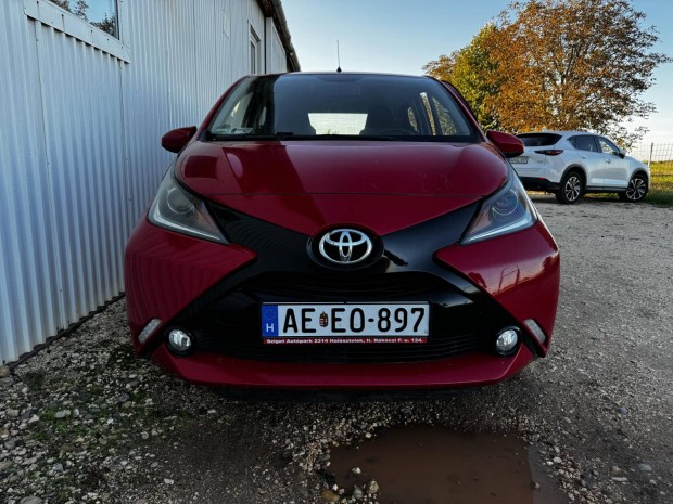 Toyota Aygo 1.0 x-play X Play-Style -Conectivit...