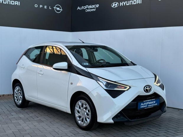 Toyota Aygo 1.0 x-play magyarorszgi / 64e km /...