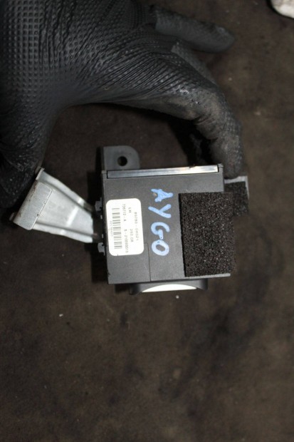 Toyota Aygo (AB10/AB20/AB30) 1.0i immo vezérlő 897800h021