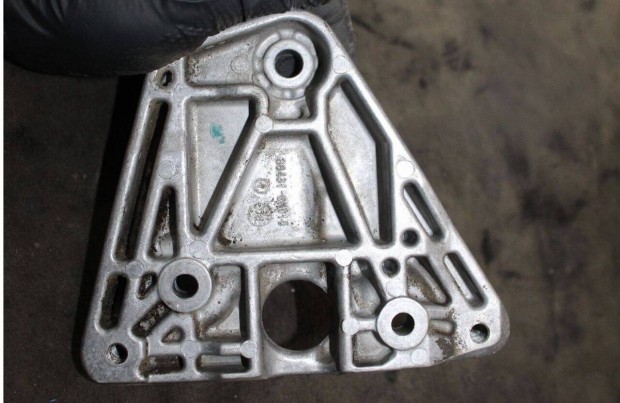 Toyota Aygo (AB10/AB20/AB30) 1.0i klmakompresszor tart konzol 884310