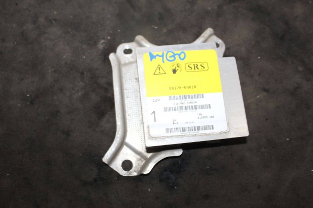 Toyota Aygo (AB10/AB20/AB30) 1.0i lgzsk vezrl modul 891700h010