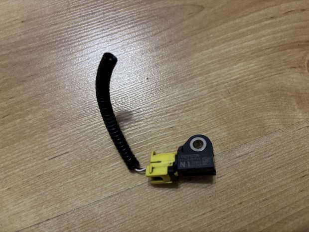 Toyota Aygo, Yaris XP210 tkzs rzkel 89173-0H020