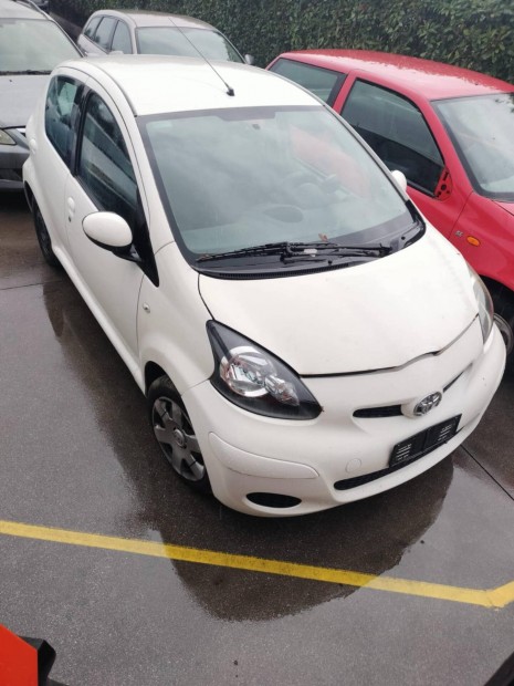 Toyota Aygo bontott alkatrszei