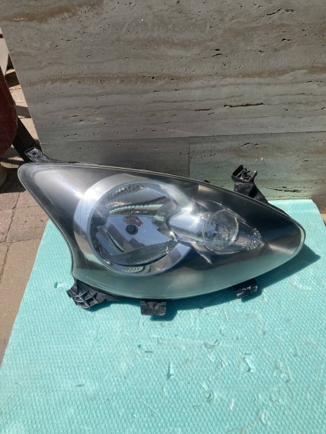 Toyota Aygo gyri jobb oldali fnyszr