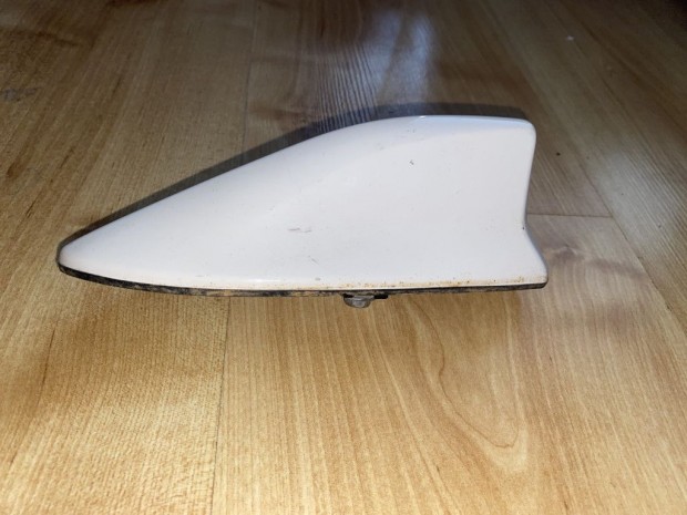 Toyota CH-R Antenna