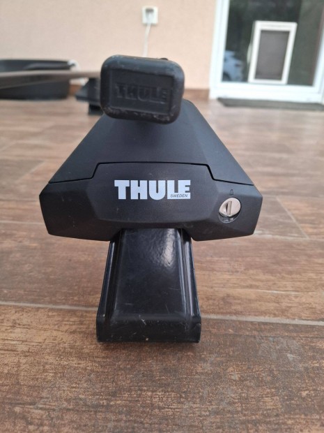 Toyota CH-R-hez Thule tet�csomagtart� elad�!